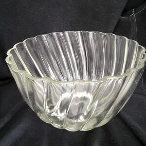 Vintage Hazel Atlas Crystal Glass Colonial Swirl Punch Bowl